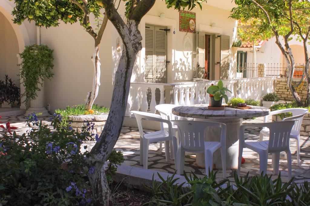 Apartamento The Orange Garden Kassiopi Exterior foto