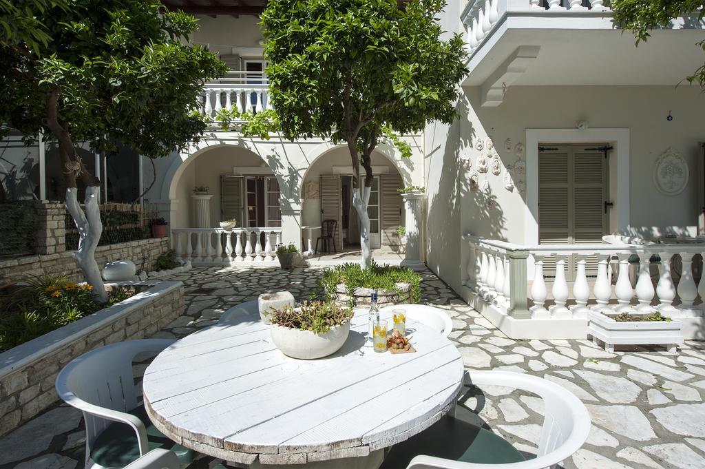 Apartamento The Orange Garden Kassiopi Exterior foto