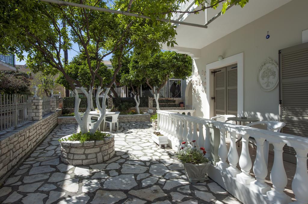 Apartamento The Orange Garden Kassiopi Exterior foto